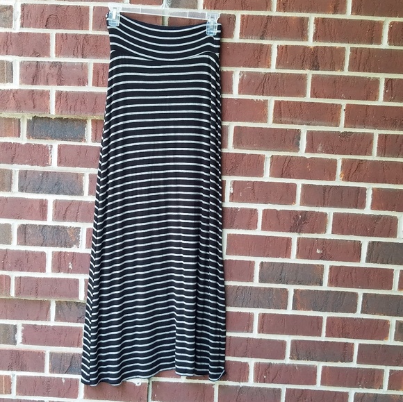 Diosa pretty maxi skirt with white stripes - Picture 1 of 4